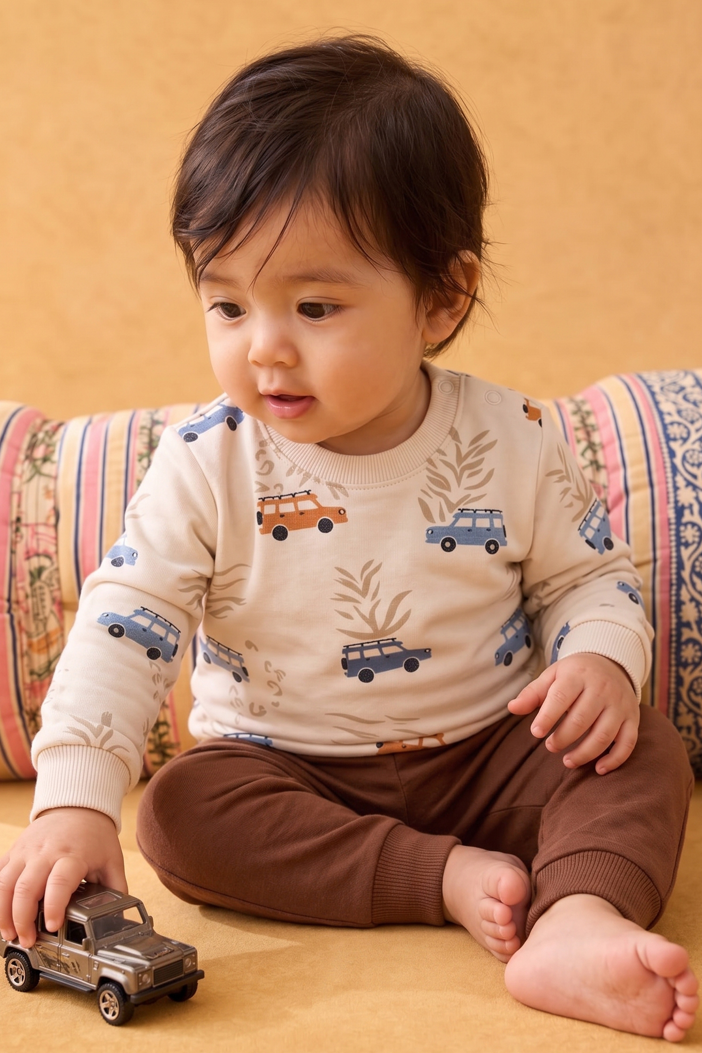 Erkek Bebek Sevimli Safari Araba Desenli İki İplik Sweatshirt ve Pantolon Takım