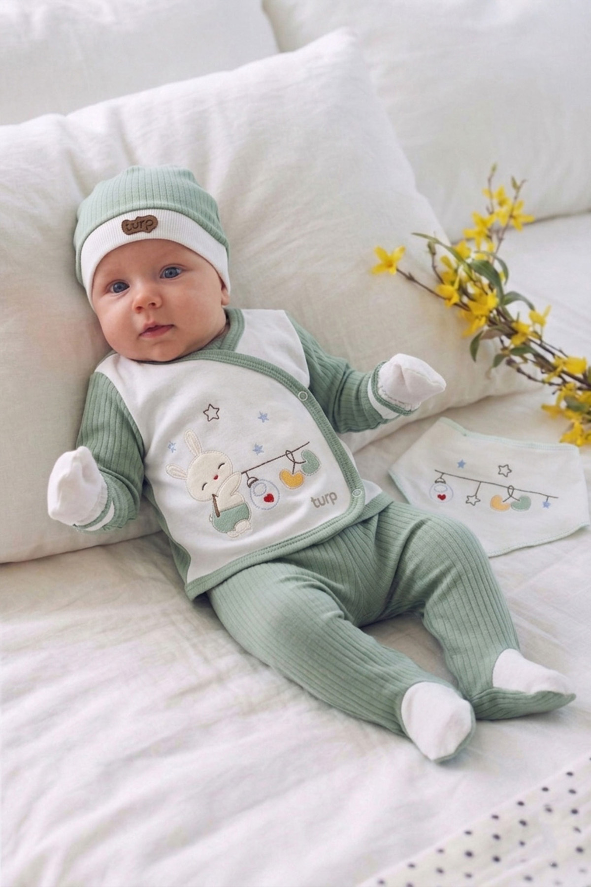Unisex Mint Yeşil 5'li Fitilli Tavşan Nakışlı Özel Kutulu Hastane Çıkışı Seti
