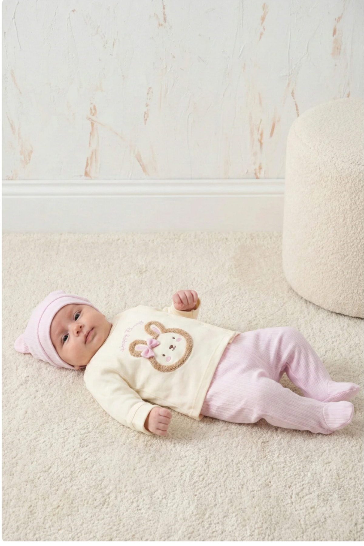 Rocha Bebek Happy Bunny Nakışlı 3'lü Takım - Patikli Pantolon ve Kulaklı Şapka Seti